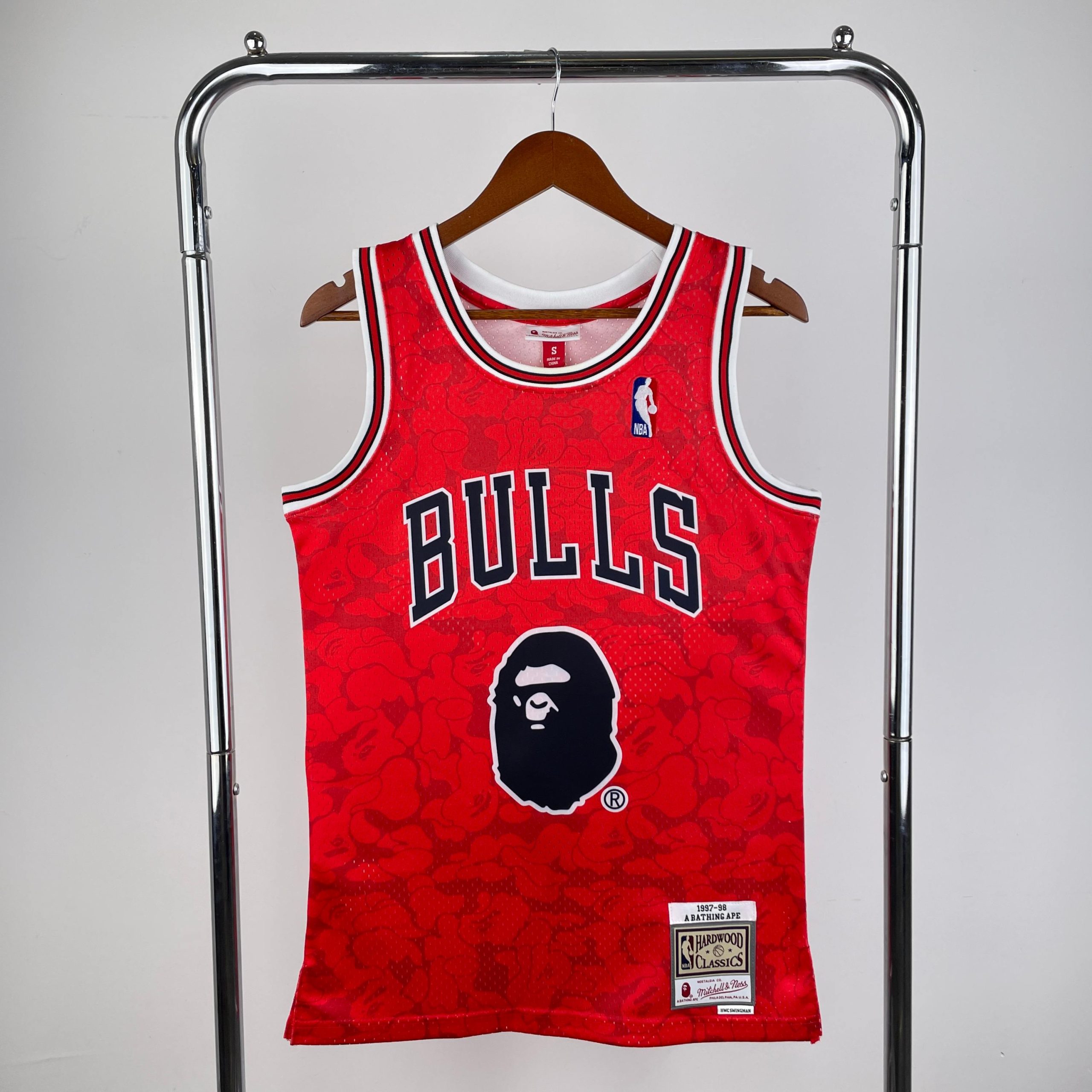BAPE x Mitchell & Ness NBA Chicago Bulls Red Shirt BAPE x Mitchell & Ness NBA Chicago Bulls Red Shirt